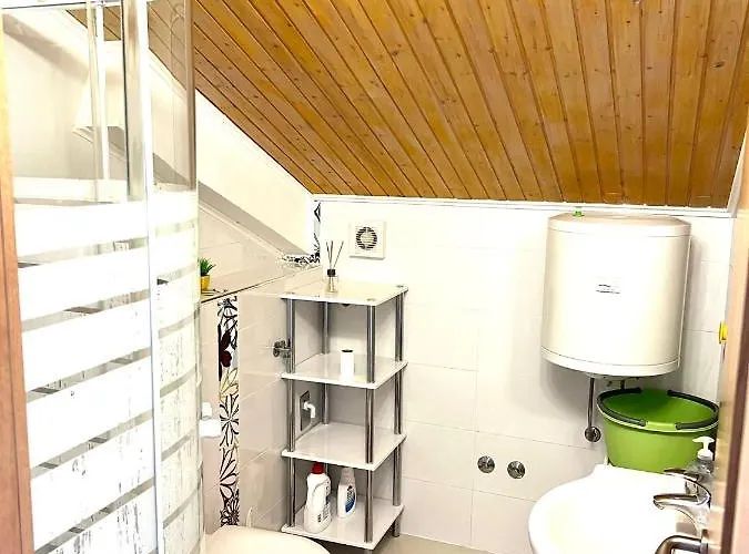 Toni Apartment Podstrana