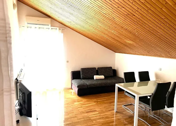 Toni Apartment *